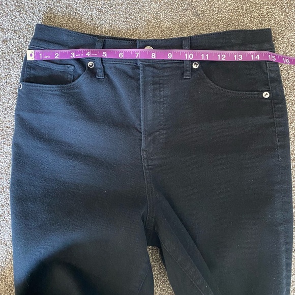 High-Rise Black Straight-Leg Jeans 6R - Picture 4 of 7